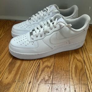 Nike Air Force 1
